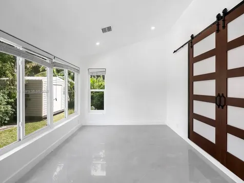 9333 NE 9th Place Miami Shores FL 33138