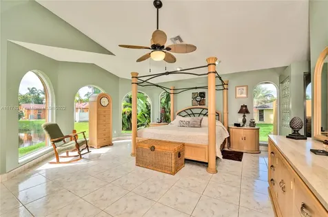 11400 SW 3rd Street Plantation FL 33325