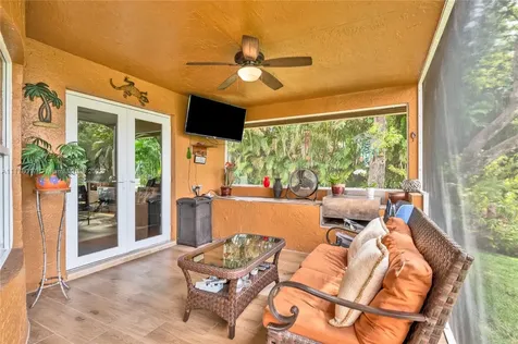 11400 SW 3rd Street Plantation FL 33325