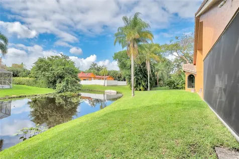 11400 SW 3rd Street Plantation FL 33325
