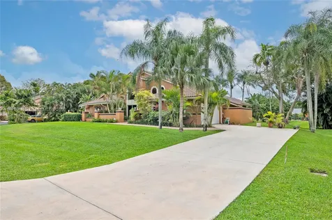 11400 SW 3rd Street Plantation FL 33325