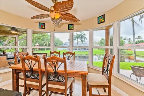 11400 SW 3rd Street Plantation FL 33325