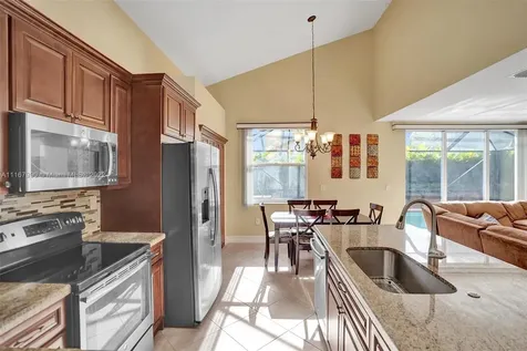 11596 NW 5th Street Coral Springs FL 33071