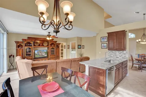 11596 NW 5th Street Coral Springs FL 33071