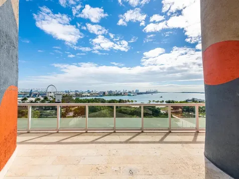 50 Biscayne Boulevard Miami FL 33132