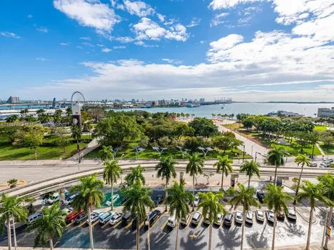50 Biscayne Boulevard Miami FL 33132