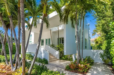 375 W Enid Drive Key Biscayne FL 33149