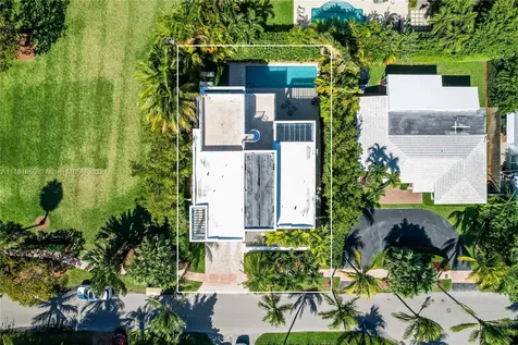 375 W Enid Drive Key Biscayne FL 33149