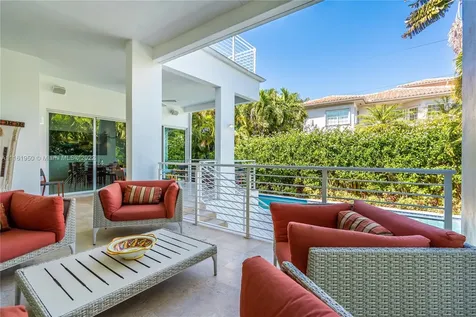 375 W Enid Drive Key Biscayne FL 33149