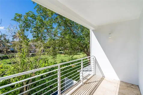 375 W Enid Drive Key Biscayne FL 33149