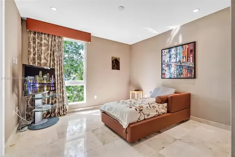 375 W Enid Drive Key Biscayne FL 33149