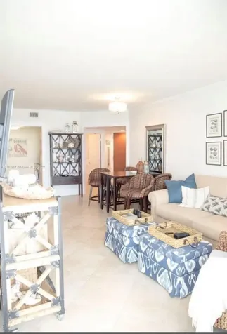 6365 Collins Avenue Miami Beach FL 33141