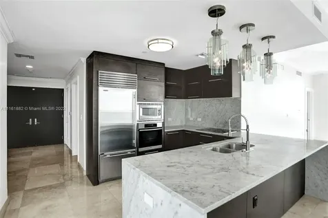 900 Biscayne Boulevard Miami FL 33132