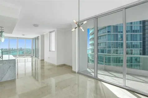 900 Biscayne Boulevard Miami FL 33132