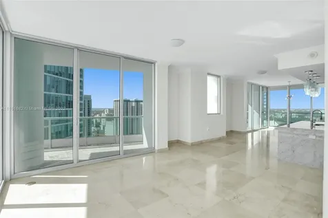 900 Biscayne Boulevard Miami FL 33132