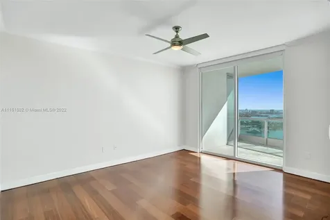 900 Biscayne Boulevard Miami FL 33132
