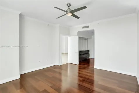 900 Biscayne Boulevard Miami FL 33132