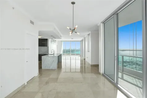 900 Biscayne Boulevard Miami FL 33132
