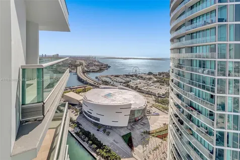 900 Biscayne Boulevard Miami FL 33132