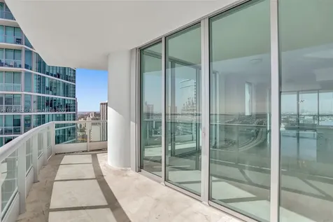 900 Biscayne Boulevard Miami FL 33132