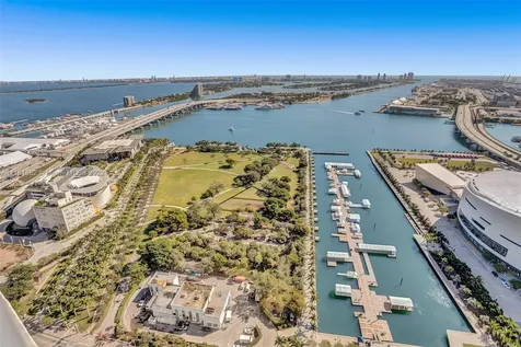 900 Biscayne Boulevard Miami FL 33132