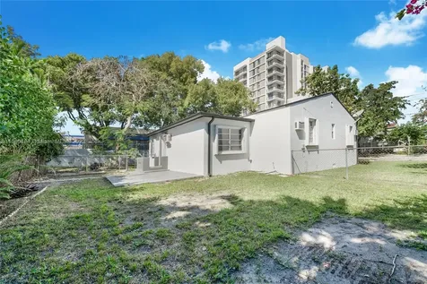 3664 SW 16th Street Miami FL 33145
