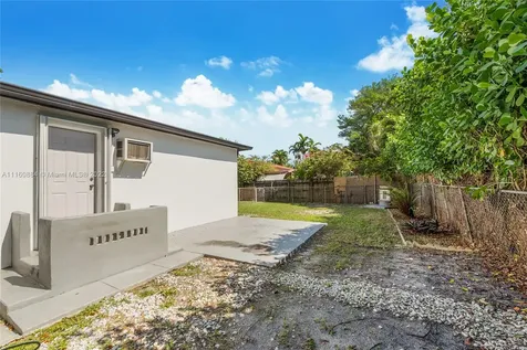 3664 SW 16th Street Miami FL 33145