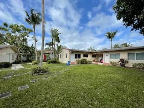 1265 NE 127th Street North Miami FL 33161