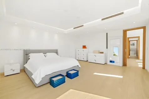 6003 S Laguna Path S Miami Beach FL 33141