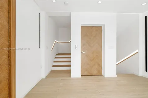 6003 S Laguna Path S Miami Beach FL 33141