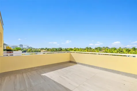 6003 S Laguna Path S Miami Beach FL 33141