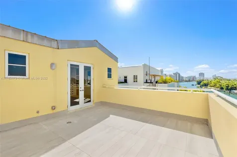 6003 S Laguna Path S Miami Beach FL 33141