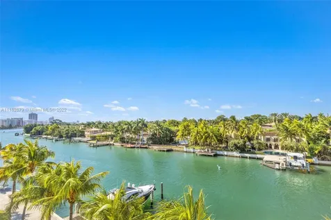 6003 S Laguna Path S Miami Beach FL 33141