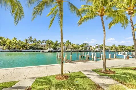 6003 S Laguna Path S Miami Beach FL 33141
