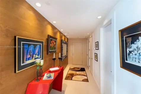 1000 Venetian Way Miami FL 33139