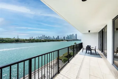 1000 Venetian Way Miami FL 33139