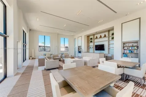 1000 Venetian Way Miami FL 33139