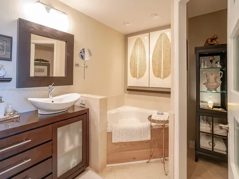 848 Brickell Key Drive Miami FL 33131