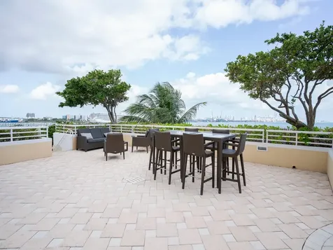 848 Brickell Key Drive Miami FL 33131
