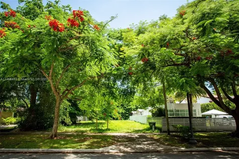 1625 S Miami Avenue Miami FL 33129