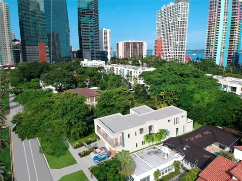 1625 S Miami Avenue Miami FL 33129
