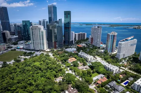 1625 S Miami Avenue Miami FL 33129
