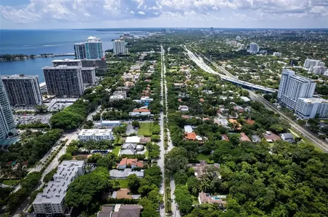 1625 S Miami Avenue Miami FL 33129