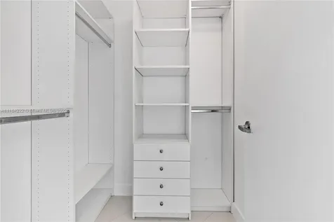 60 SW 13th Street Miami FL 33130