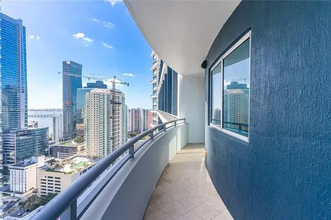 60 SW 13th Street Miami FL 33130
