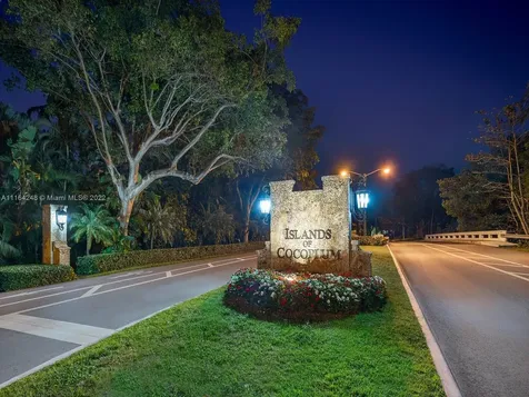 6911 Mira Flores Avenue Coral Gables FL 33143