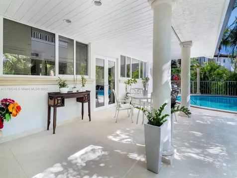6911 Mira Flores Avenue Coral Gables FL 33143