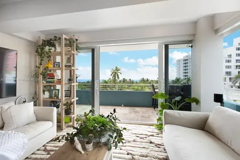 200 Ocean Drive Miami Beach FL 33139