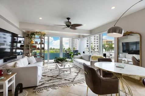 200 Ocean Drive Miami Beach FL 33139