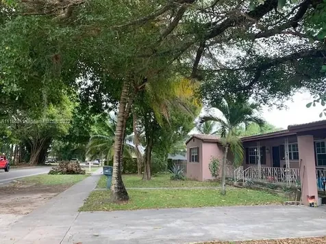 600 NE 15th Street Homestead FL 33030